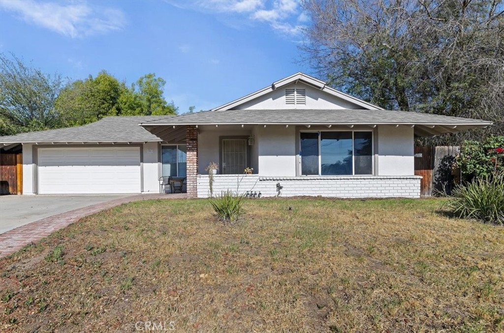 5865 Green Valley Road Riverside, CA 92504 - Photo 5 of 33