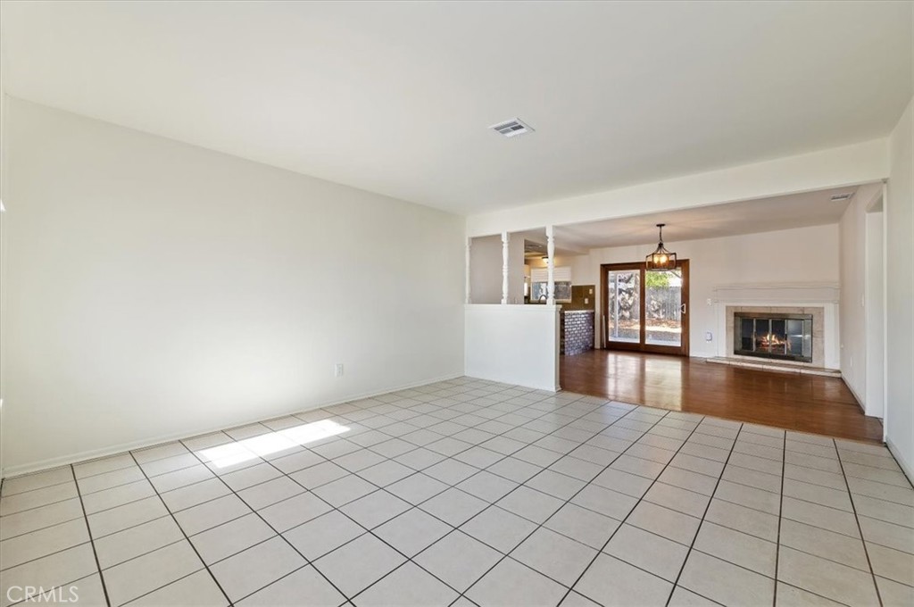 5865 Green Valley Road Riverside, CA 92504 - Photo 7 of 33