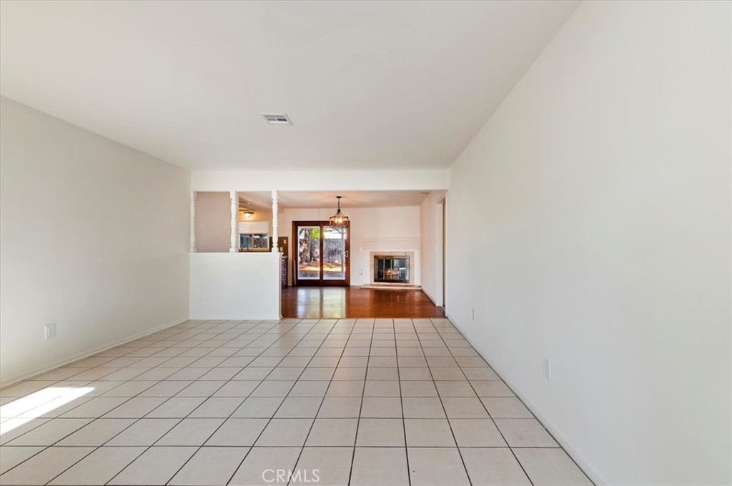 5865 Green Valley Road Riverside, CA 92504 - Photo 7 of 33