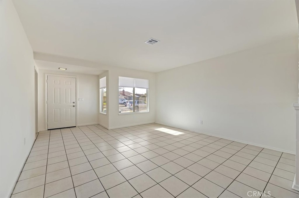 5865 Green Valley Road Riverside, CA 92504 - Photo 8 of 33