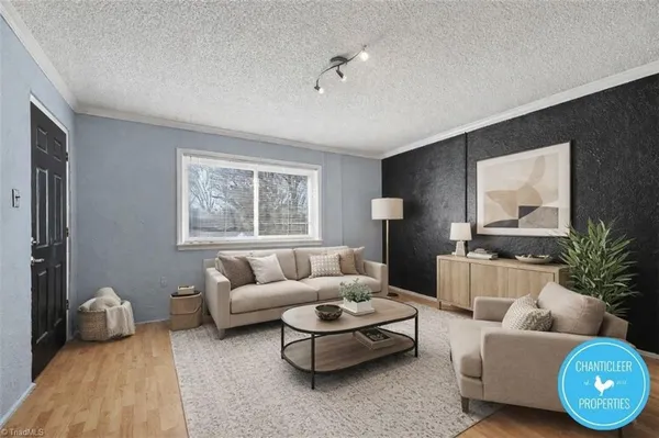 $695 | 1047 West Academy Street, Unit 7, Winston-Salem, NC 27101