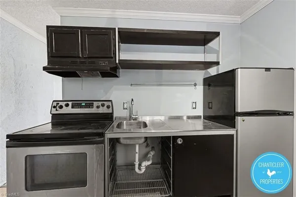 $695 | 1047 West Academy Street, Unit 7, Winston-Salem, NC 27101