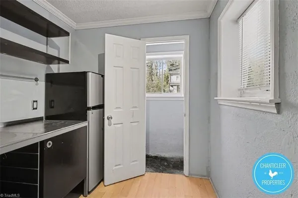 $695 | 1047 West Academy Street, Unit 7, Winston-Salem, NC 27101