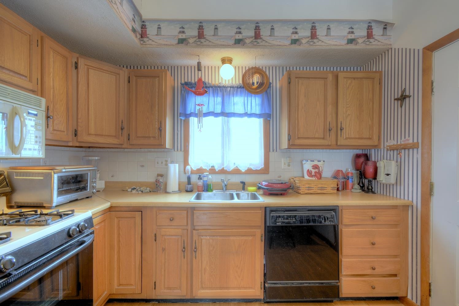 461 Ocean Boulevard, Unit 17 Hampton, NH 03842 - Photo 2 of 10