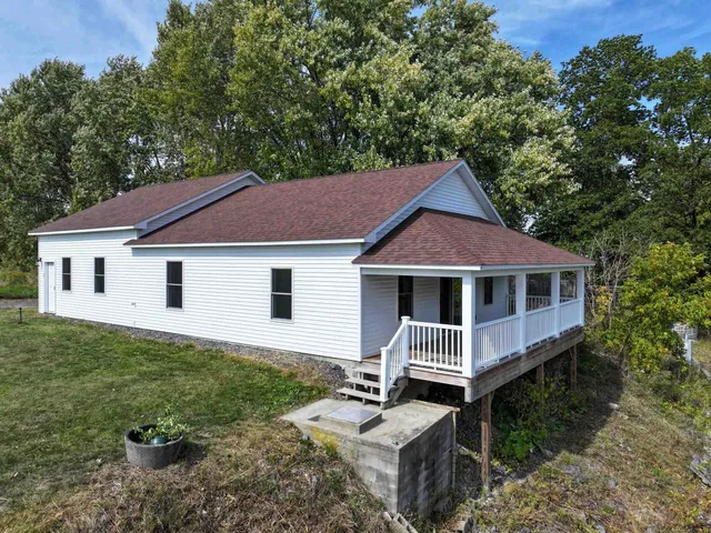 $399,000 | 58 Riverview Street, Ferrisburgh, VT 05491