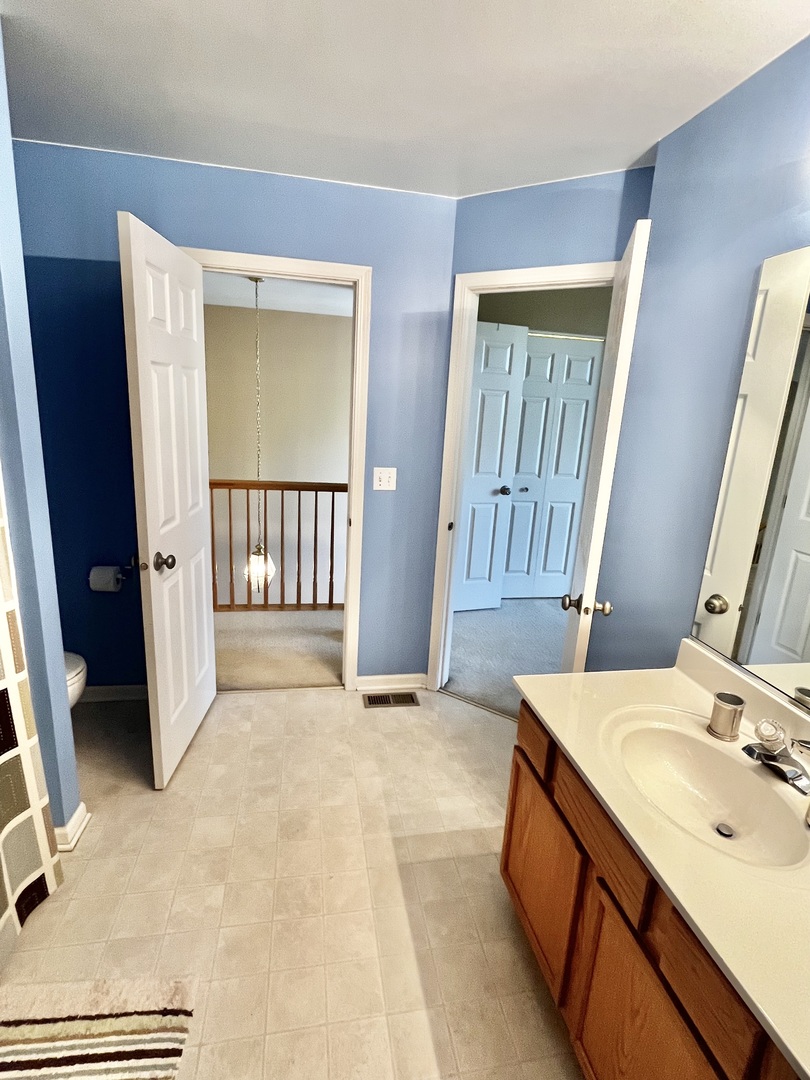 1985 Misty Ridge Lane Aurora, IL 60503 - Photo 17 of 20 Gallery Image 17