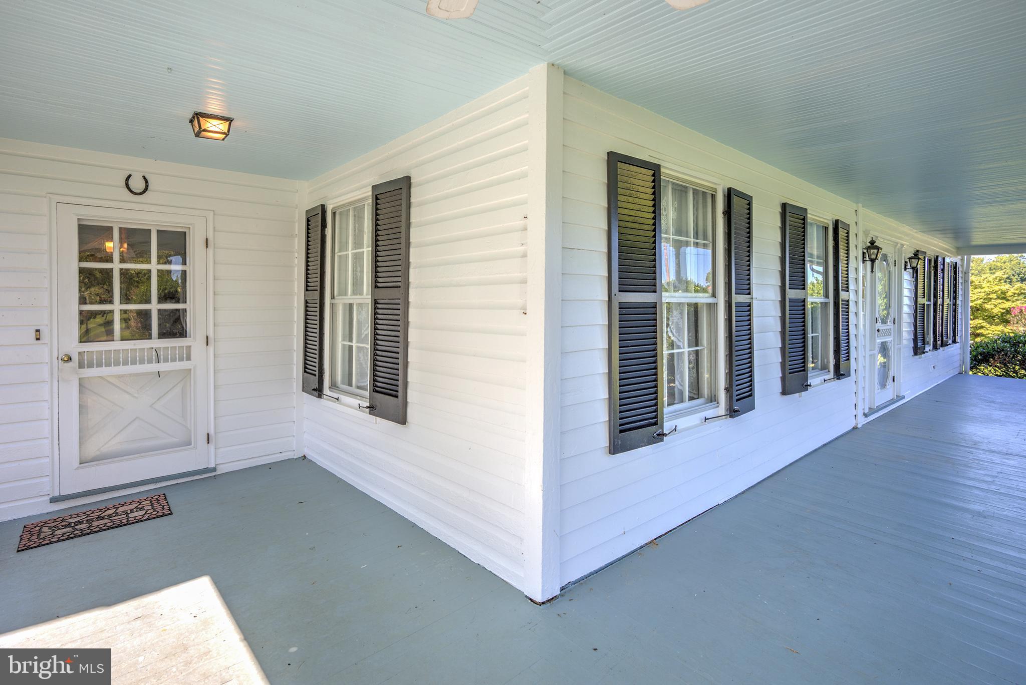 17796 Harmony Church Road Hamilton, VA 20158 - Photo 15 of 77 Side entrance off front porch