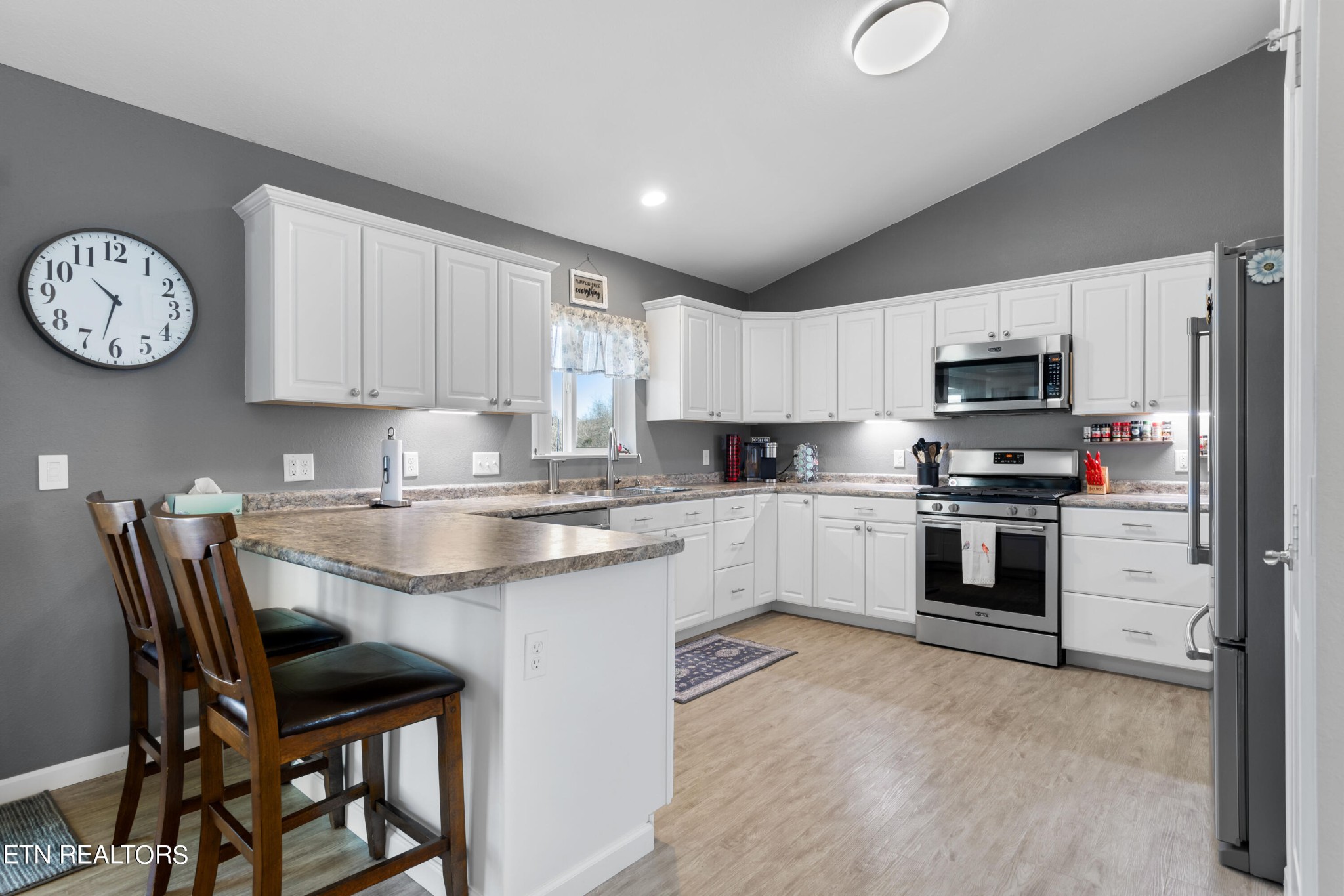 1312 Bluegrass Road Sevierville, TN 37862 - Photo 11 of 34 Gallery Image 11