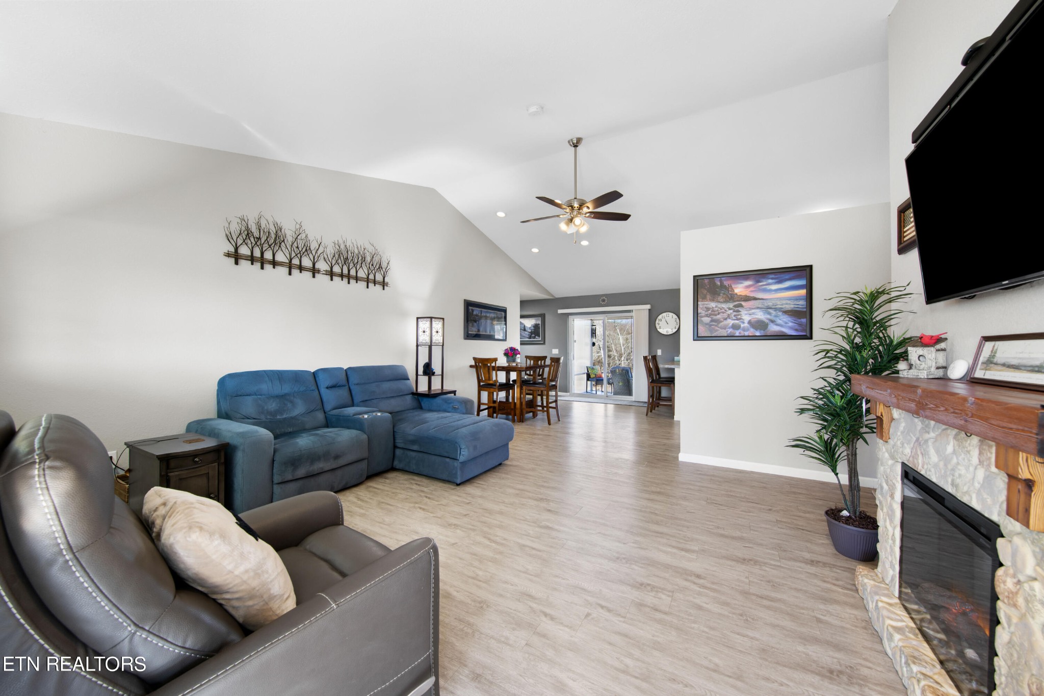 1312 Bluegrass Road Sevierville, TN 37862 - Photo 10 of 34 Gallery Image 10
