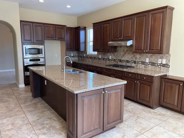 $2,895 | 31264 North 133rd Lane, Peoria, AZ 85383