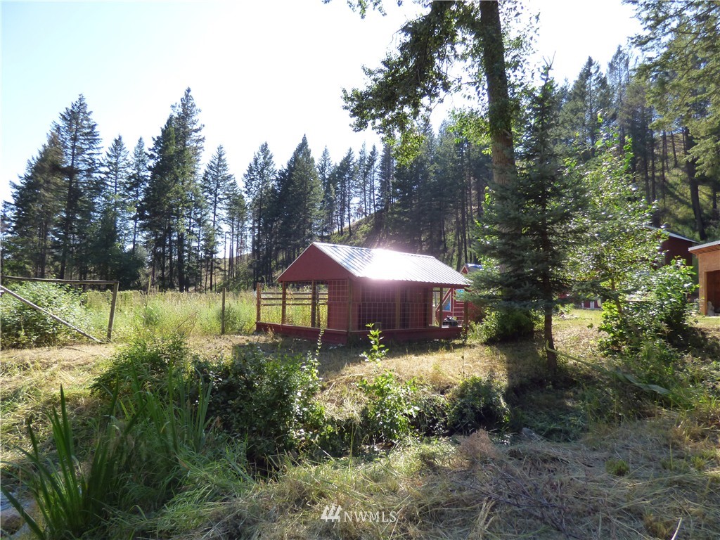 207 Buzzard Lake Road Okanogan, WA 98840 - Photo 4 of 11 Gallery Image 4