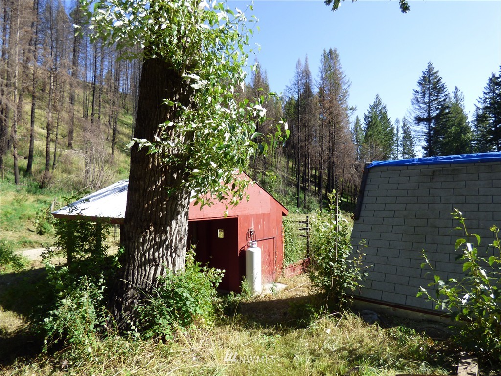 207 Buzzard Lake Road Okanogan, WA 98840 - Photo 6 of 11 Gallery Image 6