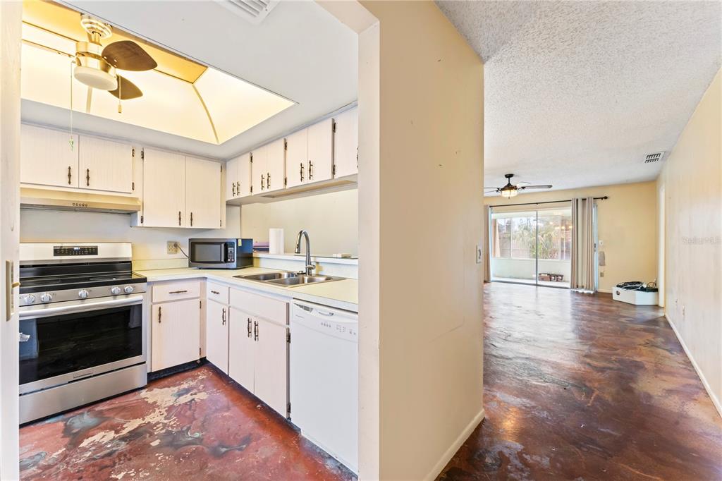 7200 Ulmerton Road, Unit C3 Largo, FL 33771 - Photo 6 of 30