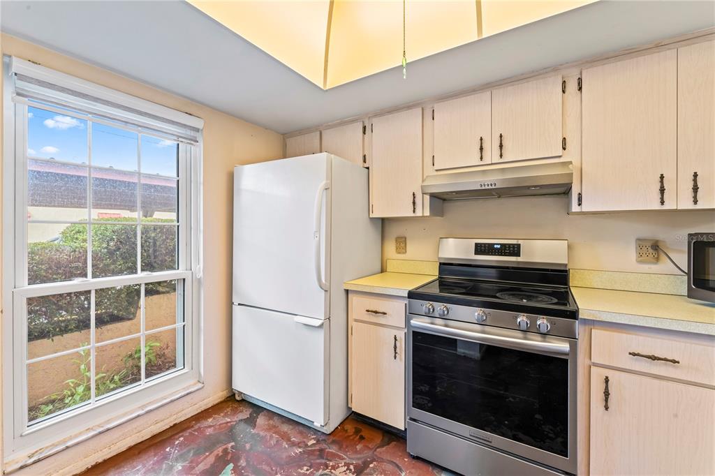 7200 Ulmerton Road, Unit C3 Largo, FL 33771 - Photo 8 of 30