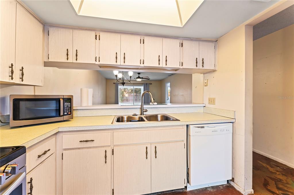 7200 Ulmerton Road, Unit C3 Largo, FL 33771 - Photo 10 of 30