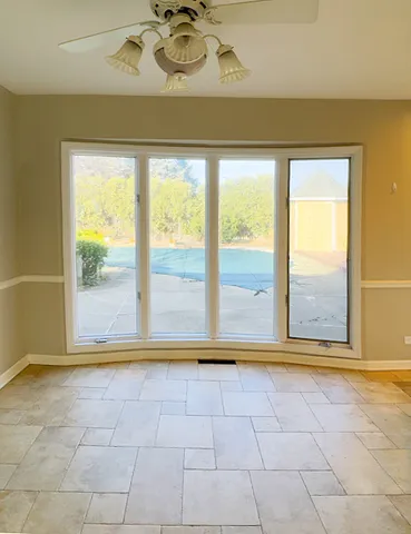 $735,000 | 19-w084 19-w084 N Chateaux Avenue, Oak Brook, IL 60523