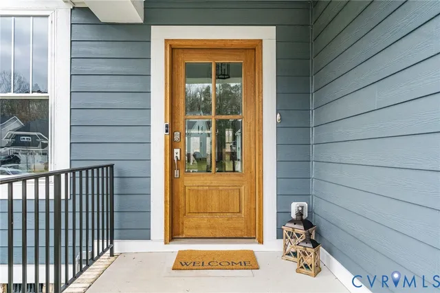 a view of entrance door of the house