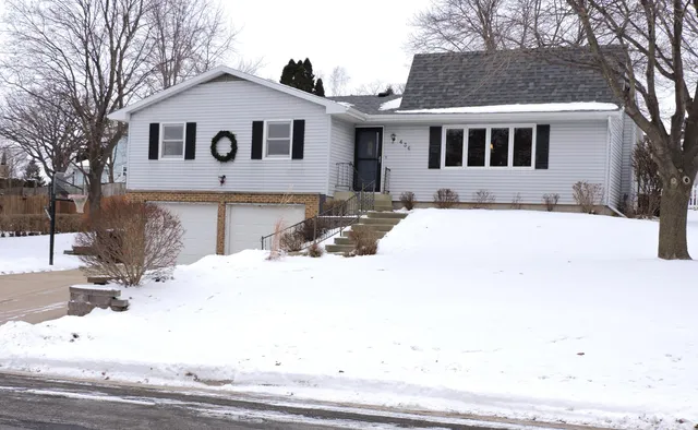 $375,000 | 436 Raintree Drive, Fort Atkinson, WI 53538