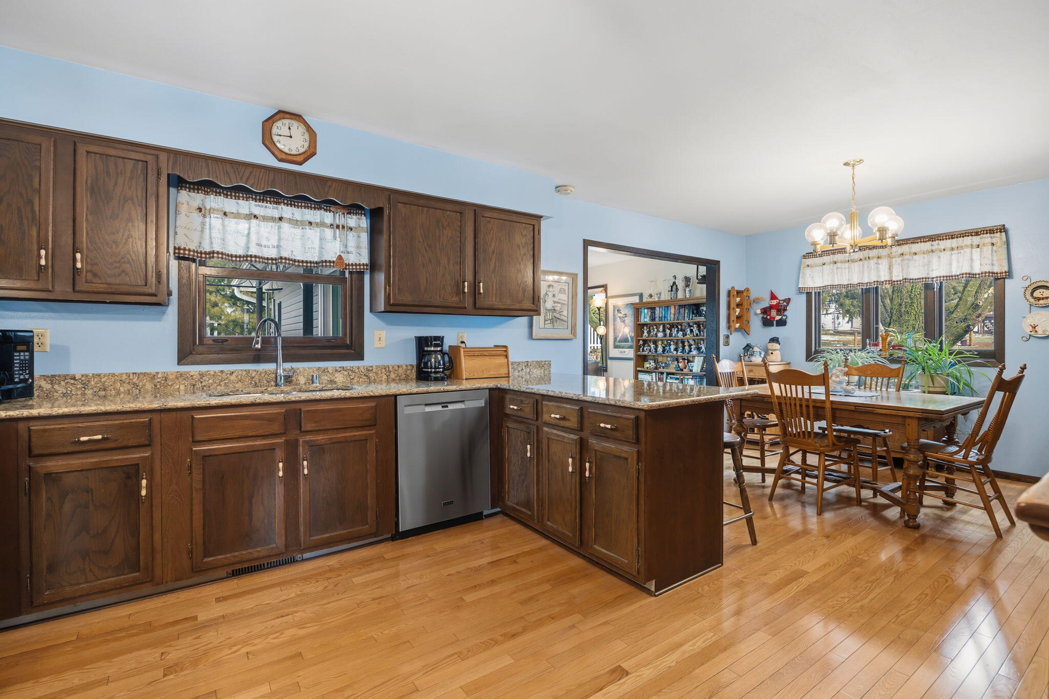 436 Raintree Drive Fort Atkinson, WI 53538 - Photo 11 of 51 18-web-or-mls-IMG_4033