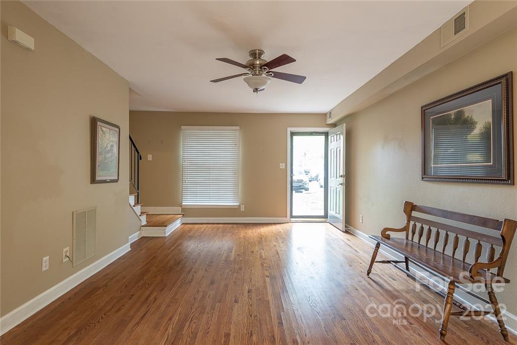 4319 Walker Road, Unit B Charlotte, NC 28211 - Photo 9 of 19 Gallery Image 9