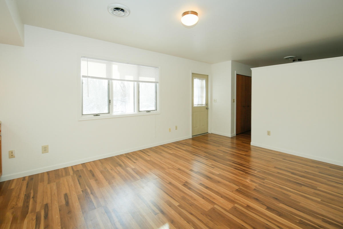 307 Pratt Road Kalamazoo, MI 49001 - Photo 14 of 23 307 Pratt-114