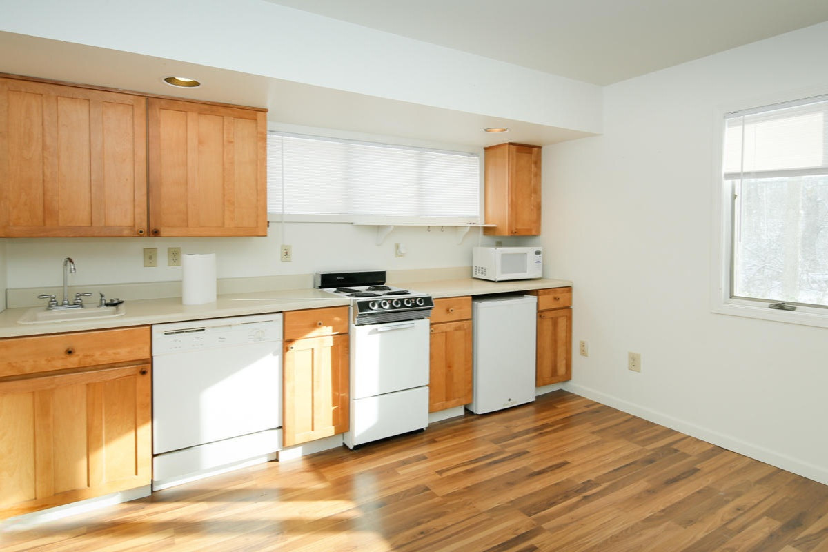 307 Pratt Road Kalamazoo, MI 49001 - Photo 16 of 23 307 Pratt-116