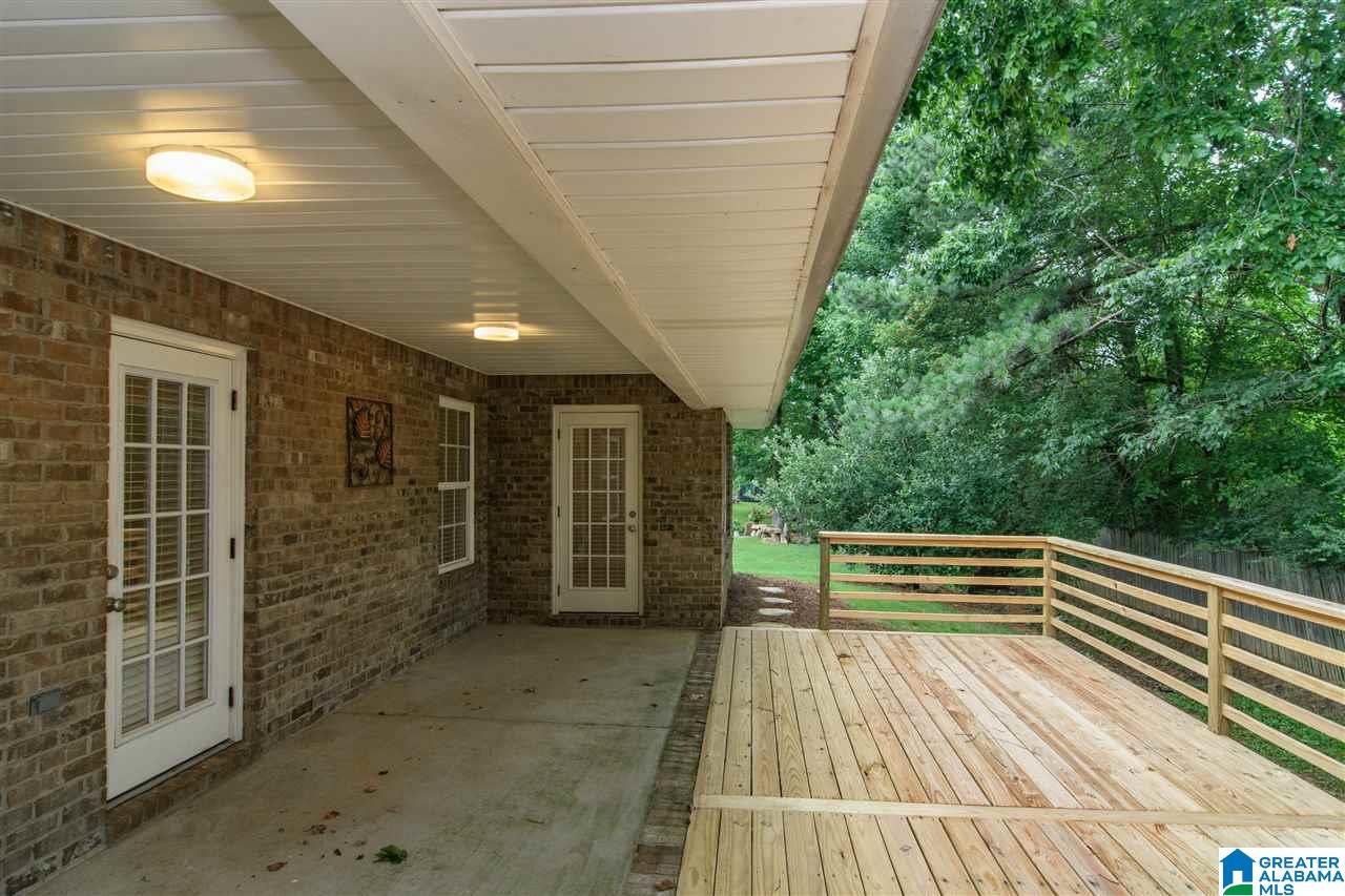205 Cedar Meadow Parkway Alabaster, AL 35114 - Photo 4 of 36