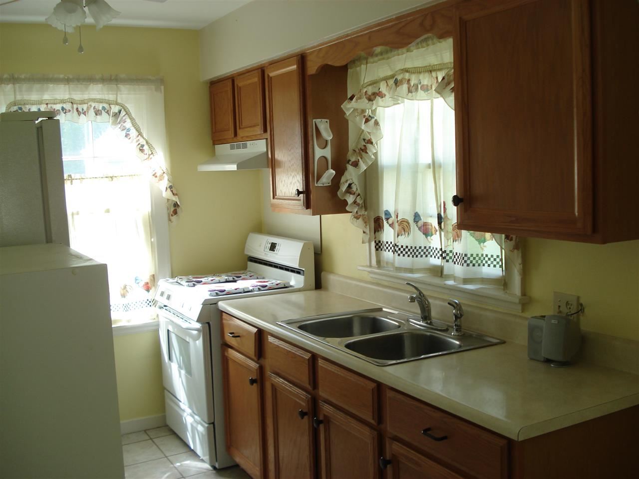 1647 Cherokee Road Fort Wayne, IN 46808 - Photo 4 of 27