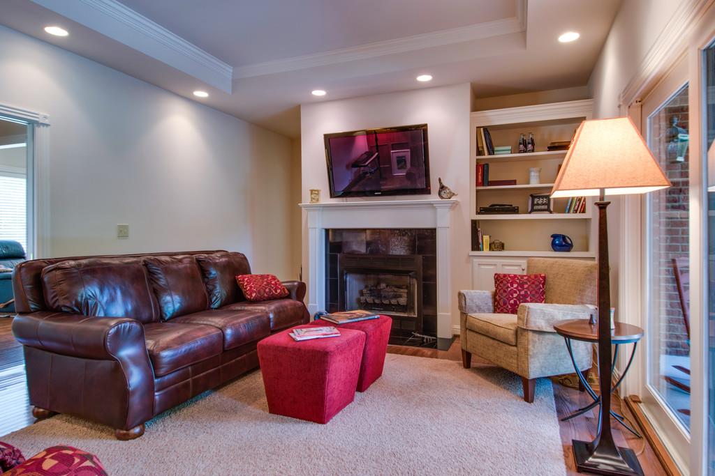 1006 Laura Lane Springfield, TN 37172 - Photo 5 of 30 Gallery Image 5