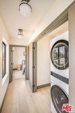 a view of living room washer and dryer