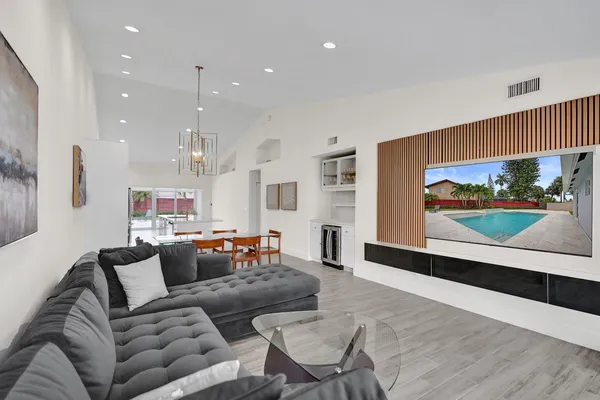 $5,400 | 11175 Jasmine Hill Circle, Boca Raton, FL 33498