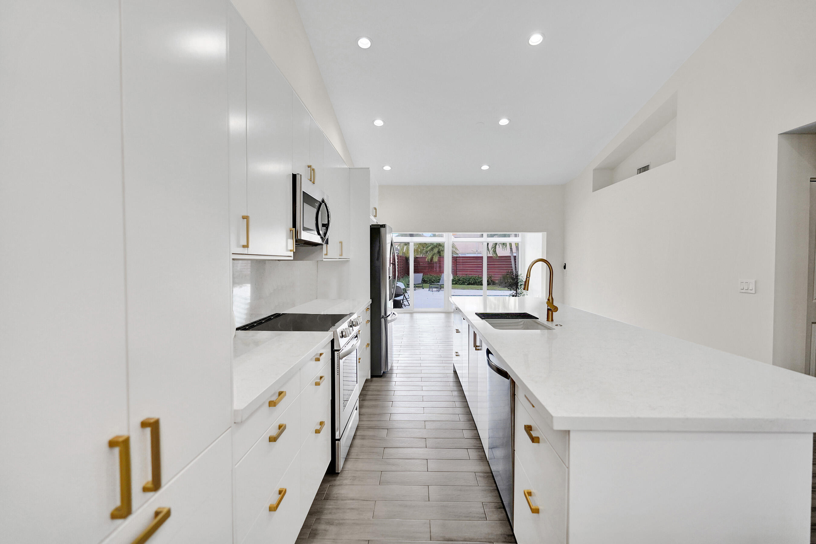 11175 Jasmine Hill Circle Boca Raton, FL 33498 - Photo 8 of 88 DSC06744