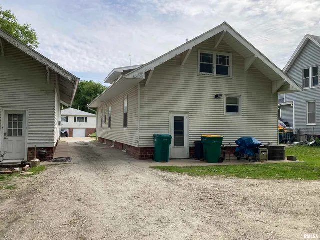 $54,900 | 751 Mulberry Street, Galesburg, IL 61401