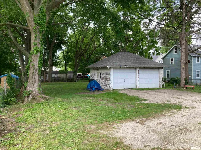 $54,900 | 751 Mulberry Street, Galesburg, IL 61401