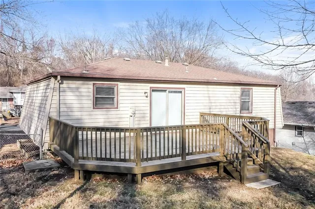 $2,220 | 6469 Northwest 49th Street, Kansas City, MO 64151