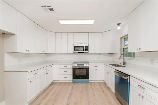 $219,900 | 1604 Williamsburg Drive, Laplace, LA 70068