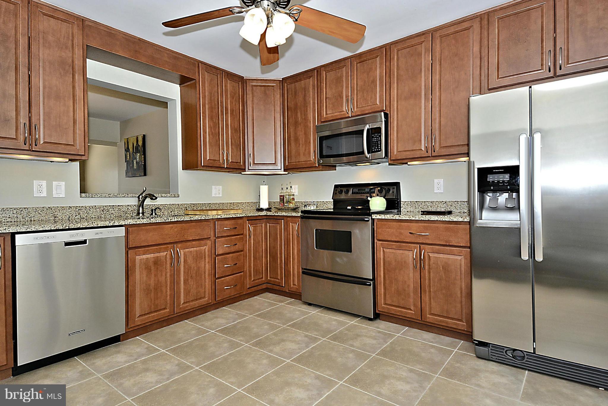 63 Kinsman View Circle Silver Spring, MD 20901 - Photo 3 of 30 Kitchen