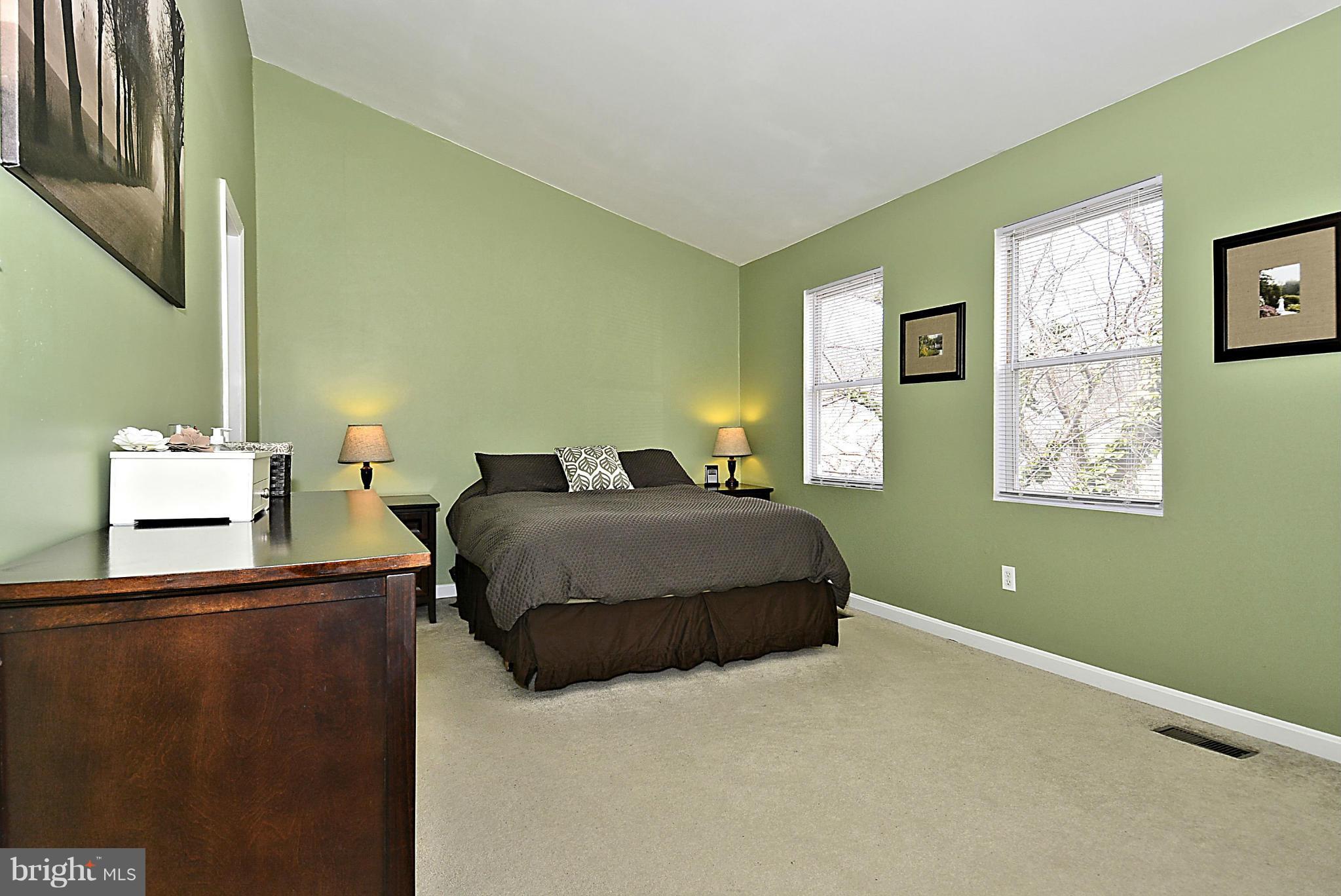 63 Kinsman View Circle Silver Spring, MD 20901 - Photo 10 of 30 Bedroom (Master)