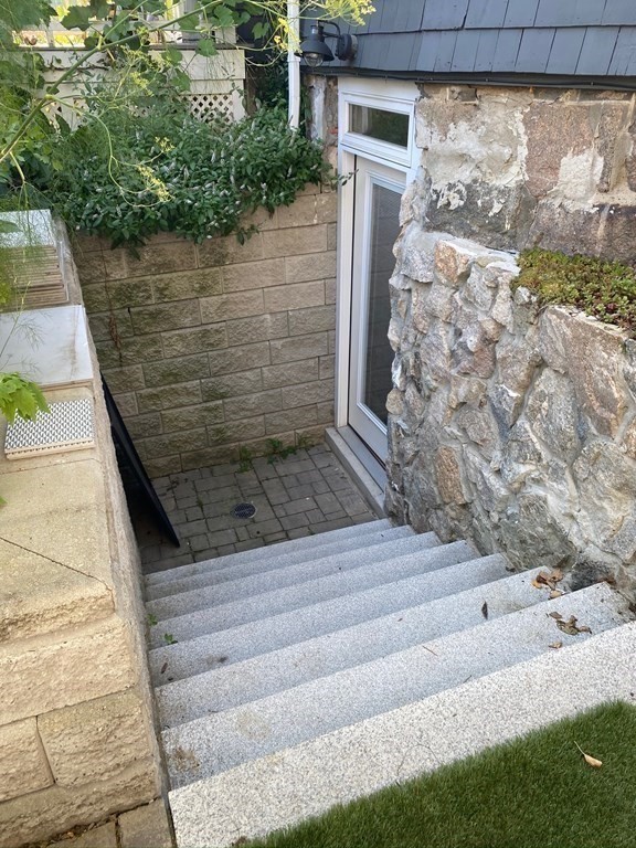 39 Rosedale Street Boston, MA 02124 - Photo 31 of 42 a view of a door of the house