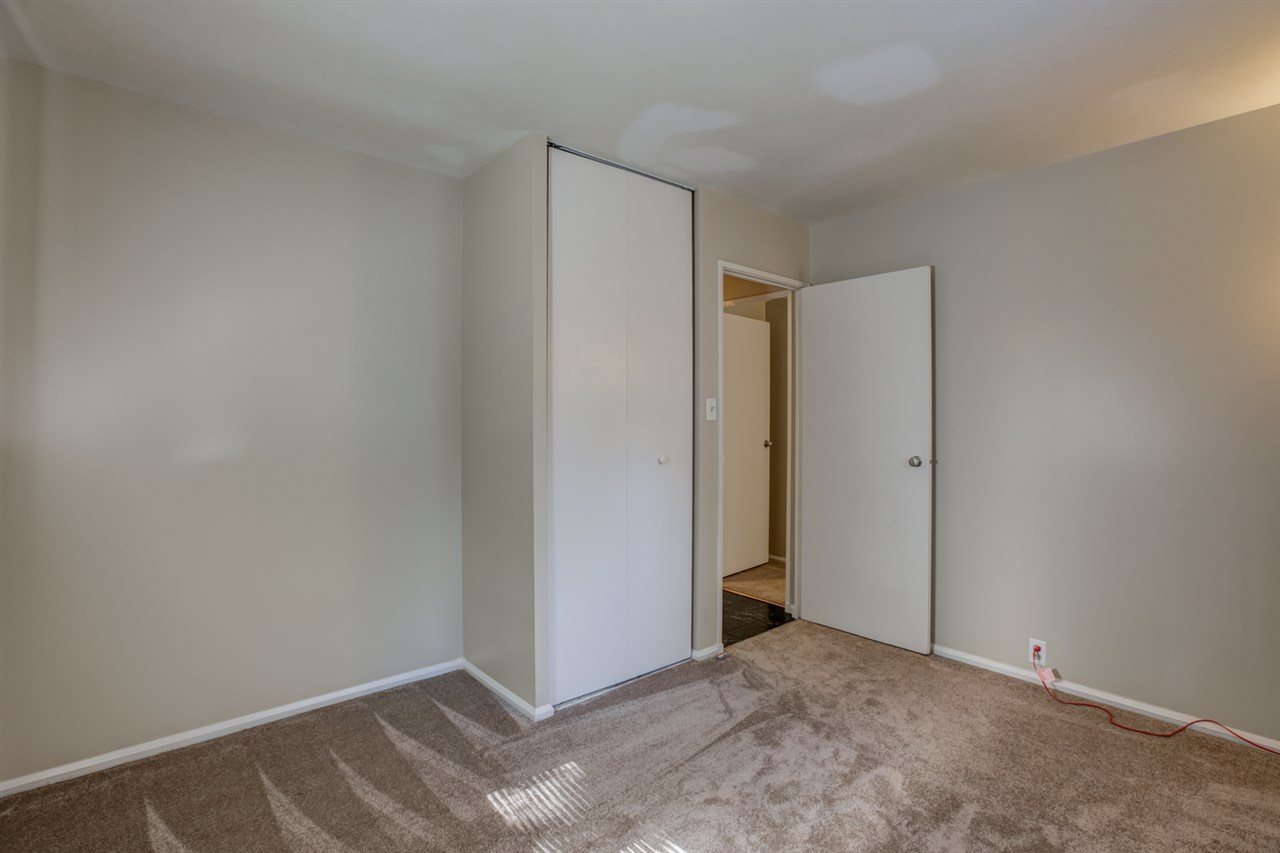 5333 Chadwick Road Evansville, IN 47710 - Photo 13 of 31 Gallery Image 13