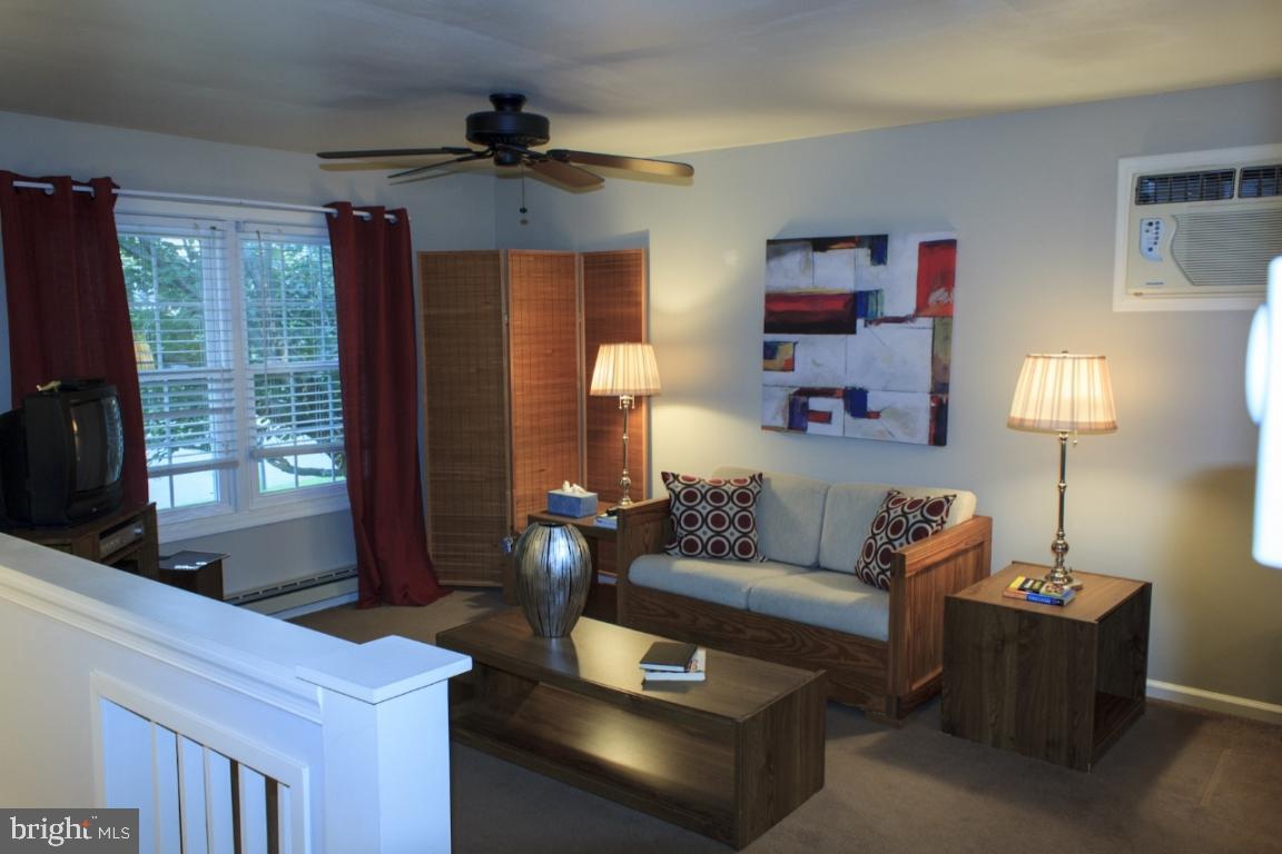 117 Winter Hill Road Lititz, PA 17543 - Photo 3 of 21