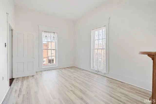 $284,000 | 105 Sycamore Street, Galveston, IN 46932