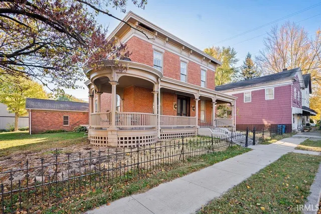 $284,000 | 105 Sycamore Street, Galveston, IN 46932