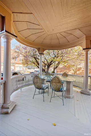 $284,000 | 105 Sycamore Street, Galveston, IN 46932