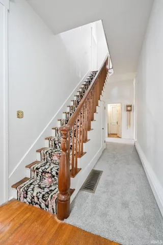 $284,000 | 105 Sycamore Street, Galveston, IN 46932