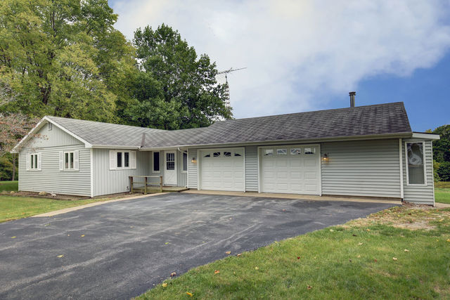 18882 East 500 North Road Georgetown, IL 61846 - Photo 2 of 51