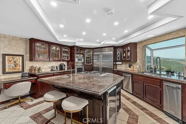 $11,500 | 868 Avenida Acapulco, San Clemente, CA 92672