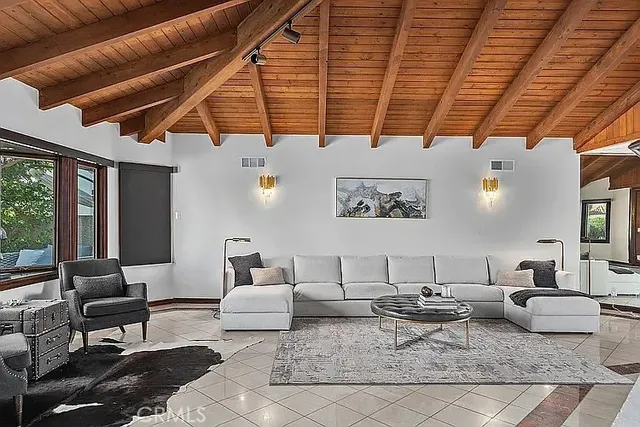 $11,500 | 868 Avenida Acapulco, San Clemente, CA 92672