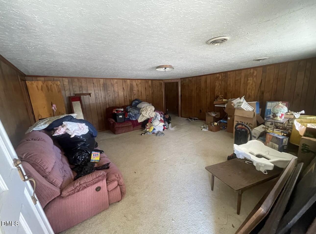 938 Old Grantham Road Goldsboro, NC 27530 - Photo 5 of 32 IMG_2386