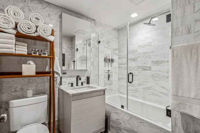 $1,050,000 | 554 4th Avenue, Unit 3D | Gowanus